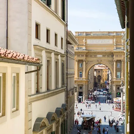 Typical Florentine Daire